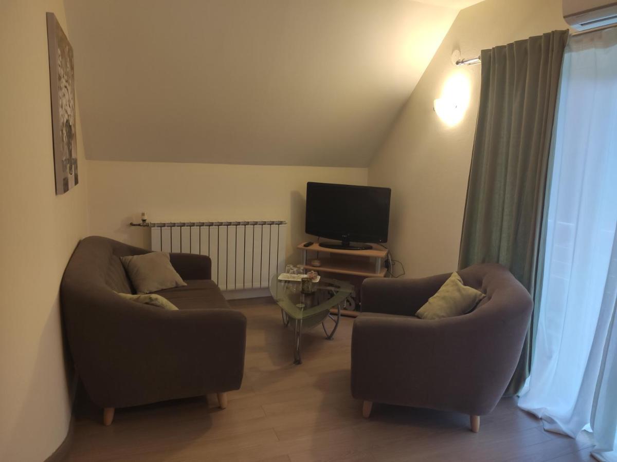 House Biba & Leona Bed & Breakfast Rastovača Екстериор снимка