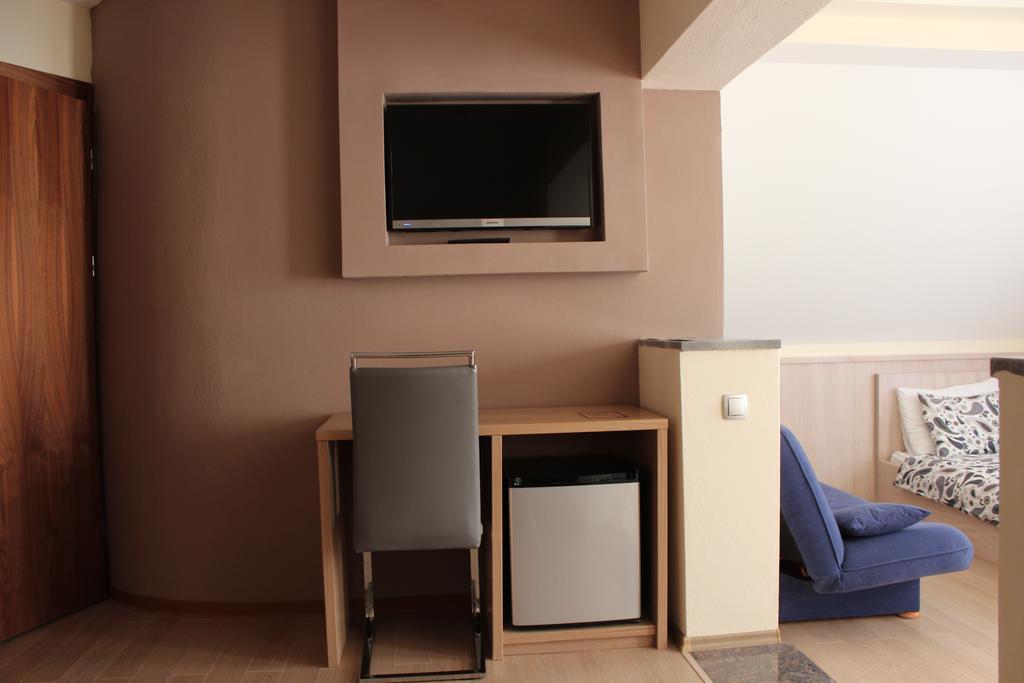 House Biba & Leona Bed & Breakfast Rastovača Екстериор снимка